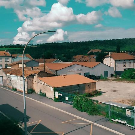 Chez Romain, Appartement Proche Commerces Et Centre Ville Avec Wifi Verdun-sur-Meuse Buitenkant foto