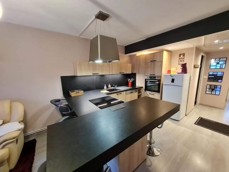Chez Romain, Appartement Proche Commerces Et Centre Ville Avec Wifi Verdun-sur-Meuse Buitenkant foto